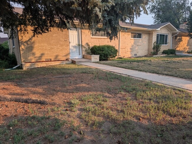 Building Photo - 1238 Janes Ln