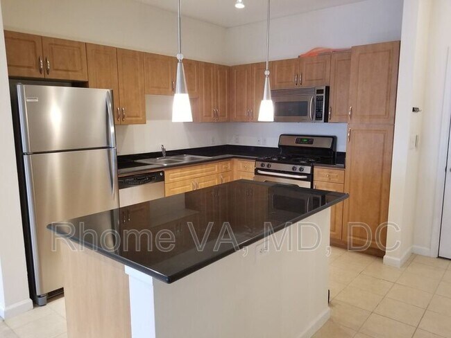 Building Photo - 12933 Centre Park Cir
