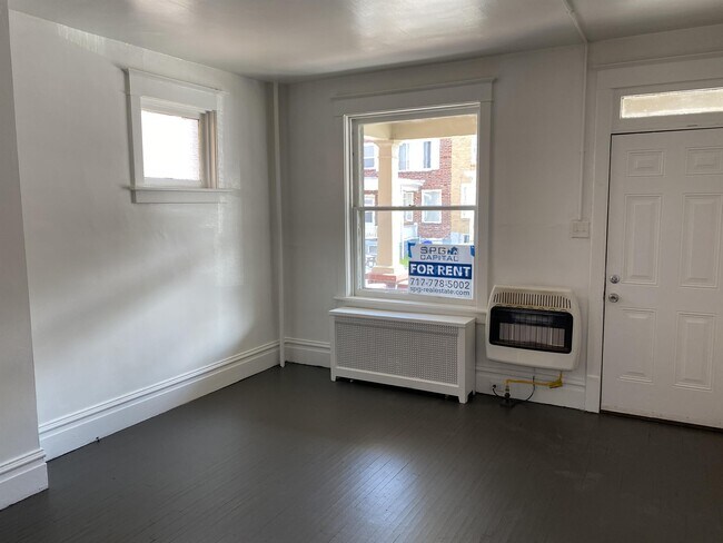 Foto del edificio - 2628 Lexington St