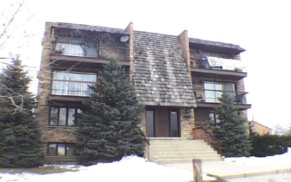 Building Photo - 8808 W 76th Pl