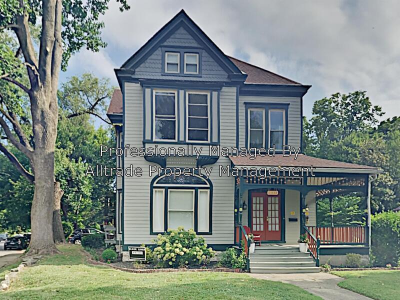 Primary Photo - 2333 Sycamore Ave