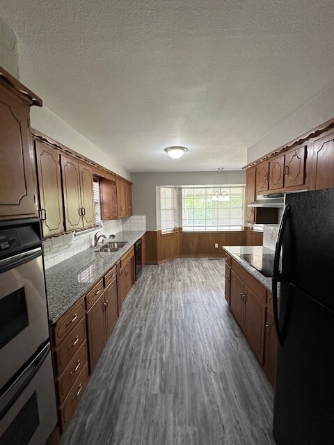 Building Photo - 6020 N Meridian Pl