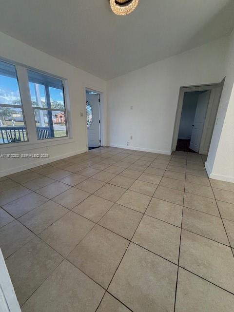 Building Photo - 4630 SW 18th St