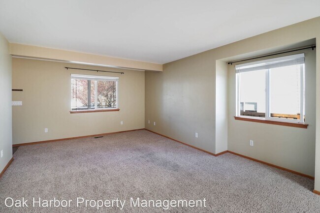 Building Photo - 3 br, 2.5 bath House - 193 NW Cherry Hill Lp