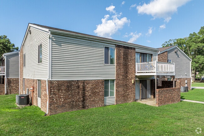 Building Photo - Sonoma Woods Apartments – New Ownership & Management