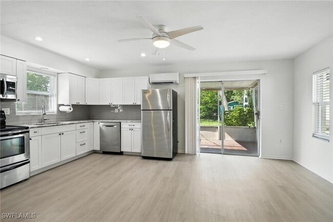 Building Photo - 3489 Quails Walk