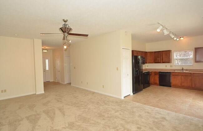 Foto del edificio - 15156 War Emblem Dr