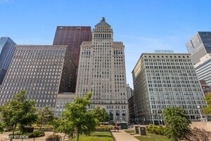Building Photo - 310 S Michigan Ave