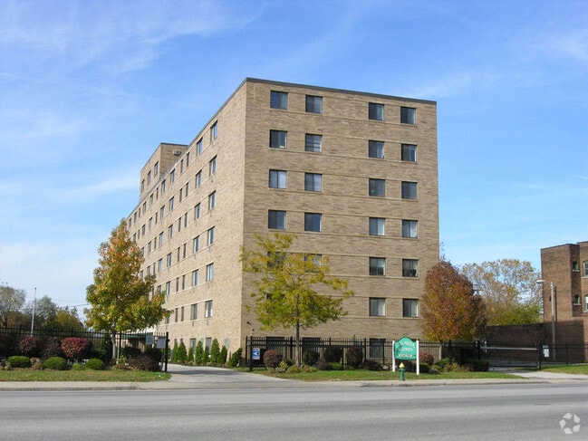 Building Photo - Eastern Heights Apartments