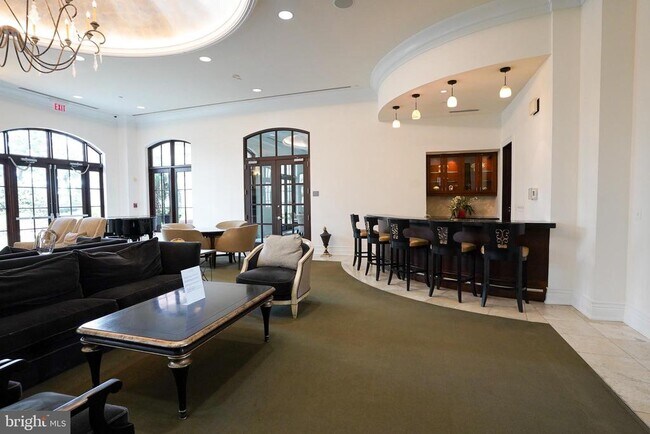 Foto del edificio - 11710 Old Georgetown Rd