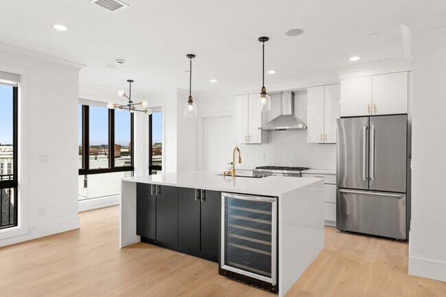 Foto del edificio - 148 W 9th St