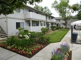 Alamos Gardens Apartments Clovis Ca Apartments Com