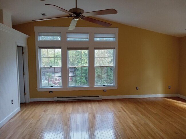 Foto del edificio - 1727 Broadlee Trail