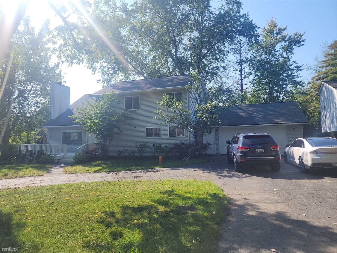 5 br, 3 bath House 3800 Lakeview Blvd House Rental in West