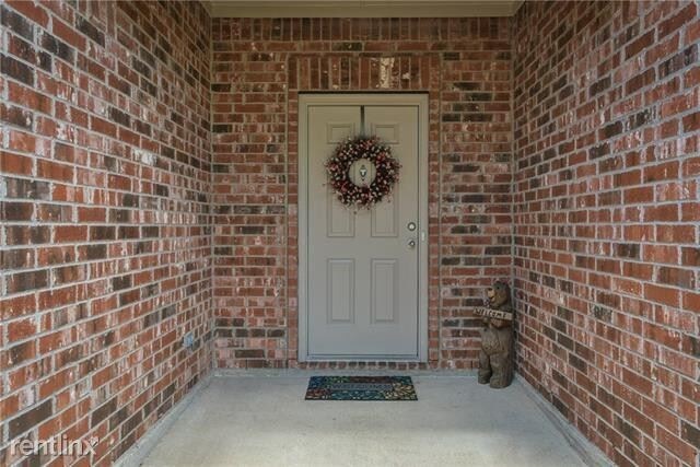 Building Photo - 3 br, 2 bath House - 542 Diamond Creek Drive
