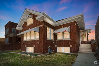 Building Photo - 1305 S Lombard Ave