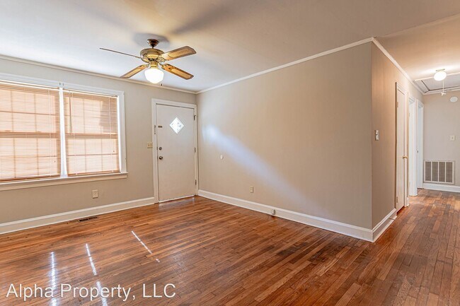 Building Photo - 3 br, 1.5 bath House - 106 Bahan St