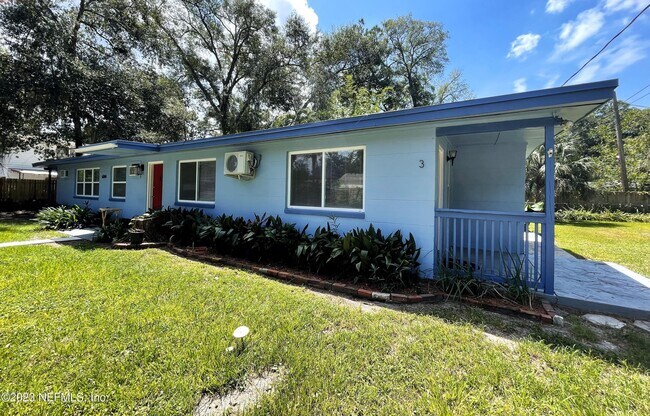 Foto del edificio - 6264 RIVER GLEN Ln