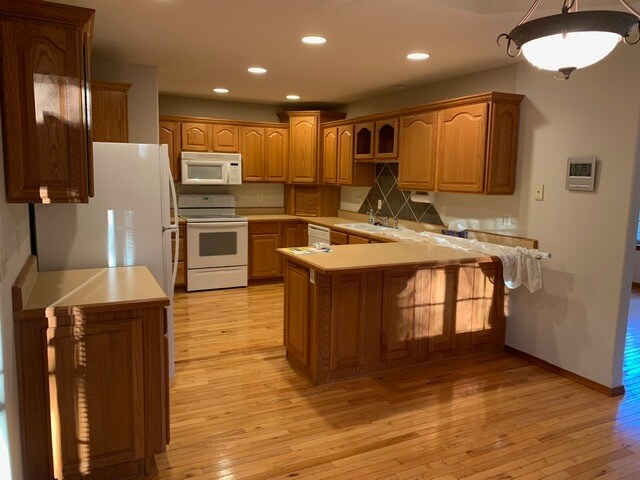 Building Photo - 8570 W Serenity Ln