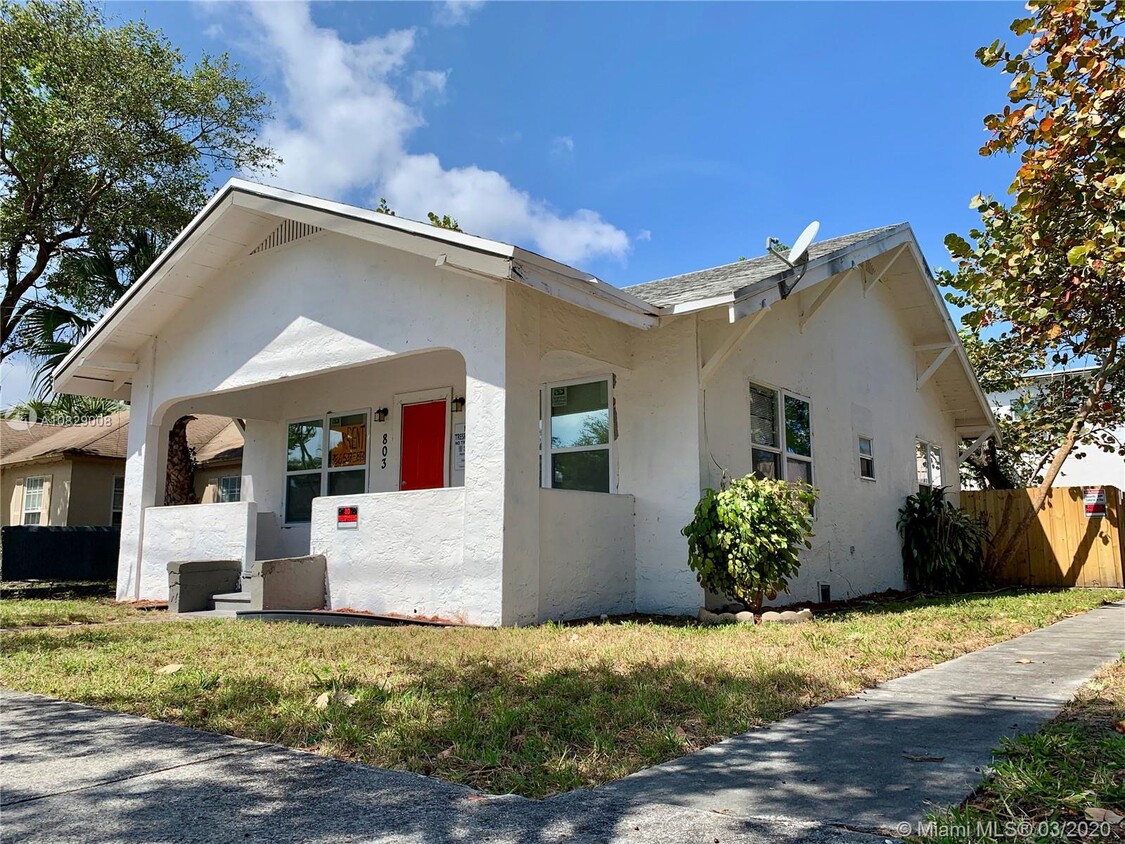 Foto principal - 805 3rd St