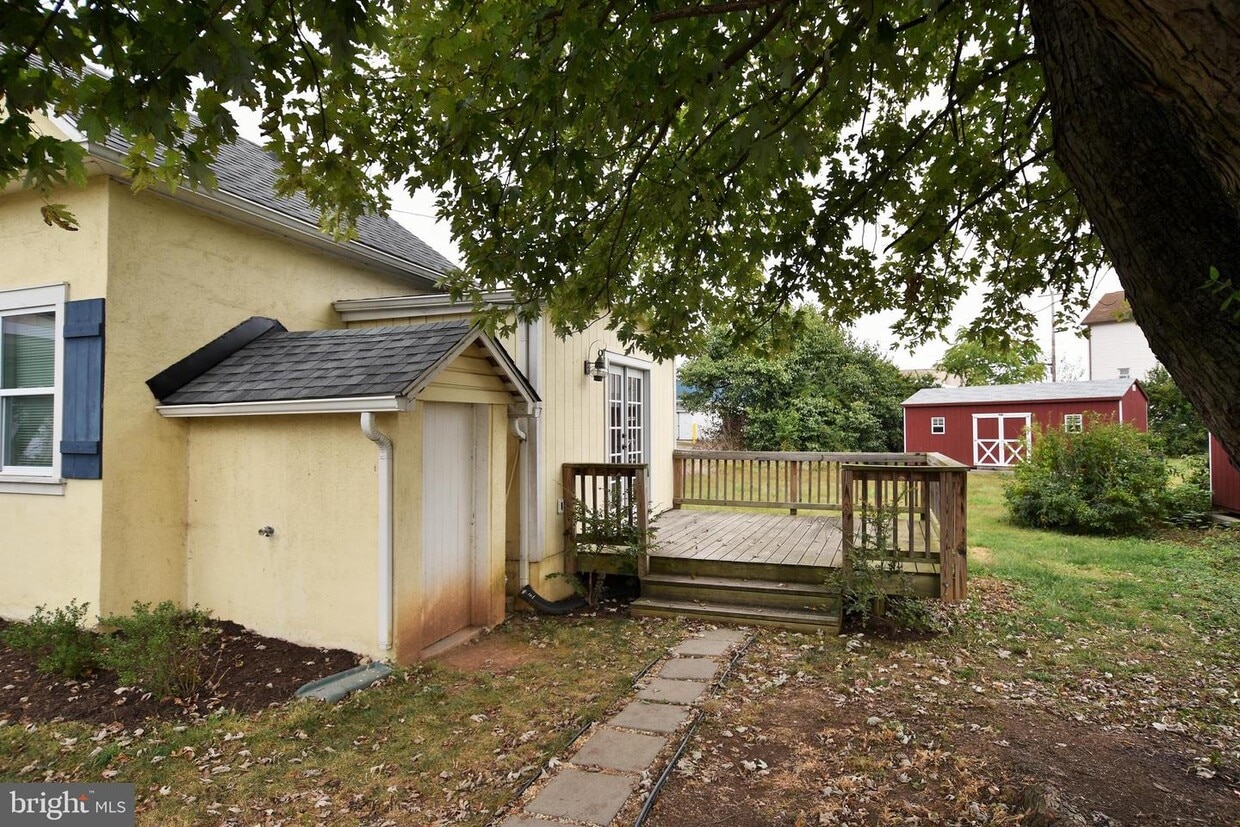 500 E Main St, Berryville, VA 22611 House Rental in Berryville, VA