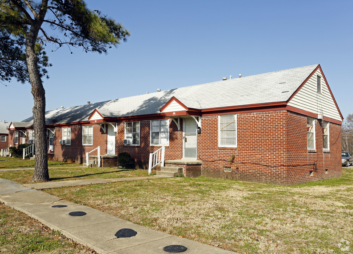 Foto del edificio - Forrest Park and Avalon Apartments