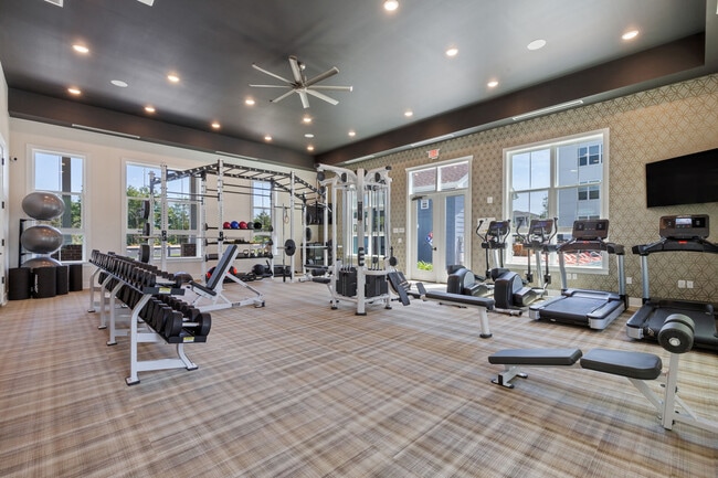Broadstone Ayrsley apartments — community photo - Broadstone Ayrsley