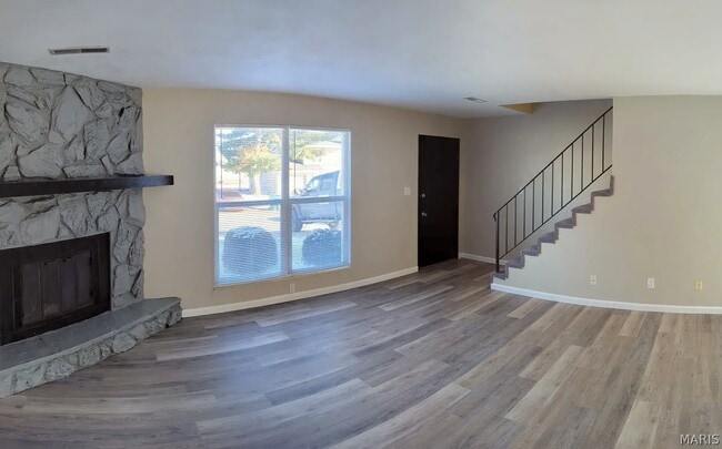 Foto del edificio - 709 Ganim Dr