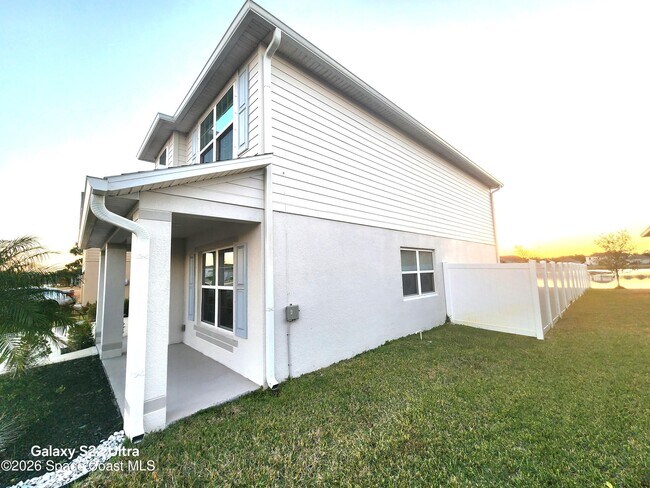 Building Photo - 1043 Corbin Cir SW