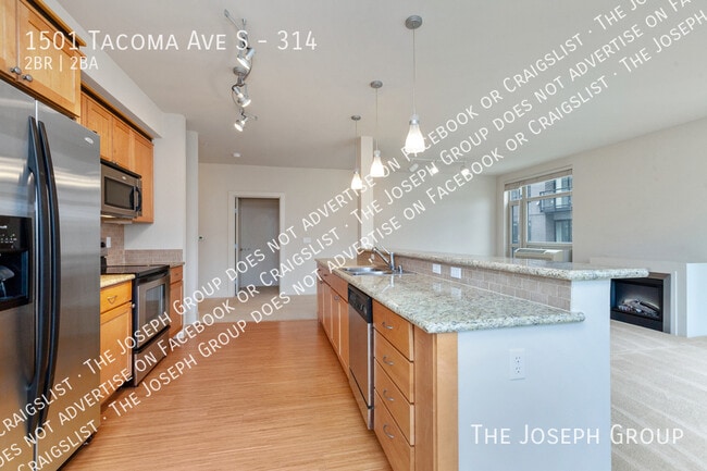 Building Photo - 1501 Tacoma Ave S