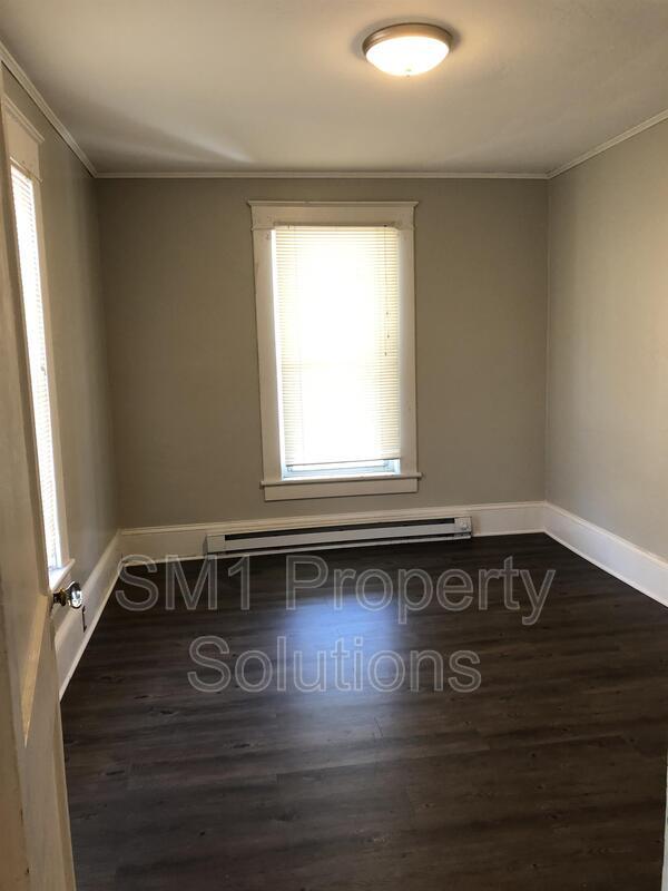 Building Photo - 2823 E Bessemer Ave