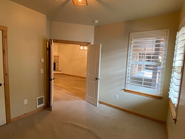 Building Photo - 4100 Mullan Rd