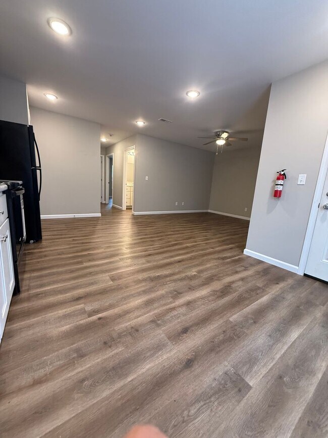 Foto del edificio - 2 Bedroom 1 Bathroom Apartment in Jackson, MO