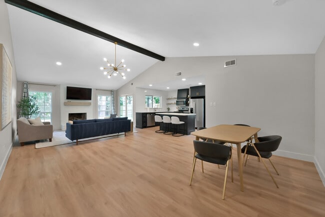 Foto del edificio - 139 Maple Branch St