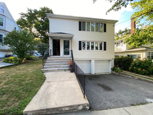 Building Photo - 43-45 Hall Avenue - 45