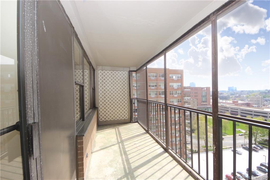 44 Strawberry Hill Ave Unit 9G, Stamford, CT 06902 Condo for Rent in