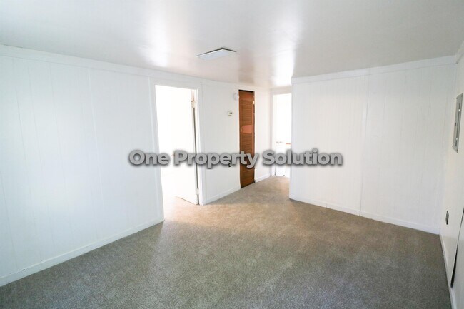 Building Photo - 6613 Colorado Ave