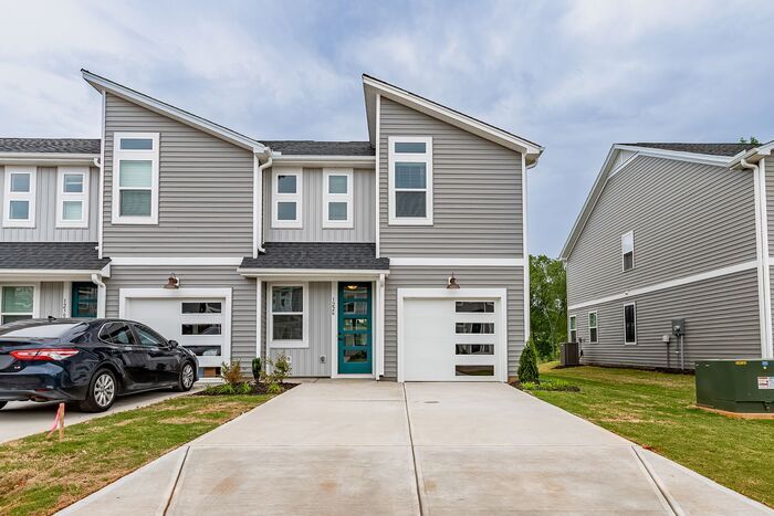 Primary Photo - Brand New Townhome in Spartanburg, Pool, D...