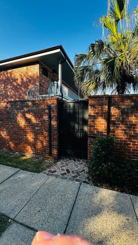 Foto principal - 1629 Washington Ave