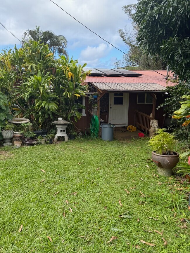 Building Photo - 20 Leahi Pl