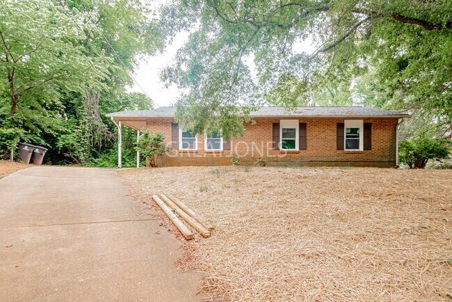 Foto del edificio - Charming 3 Bedroom in Winston-Salem!