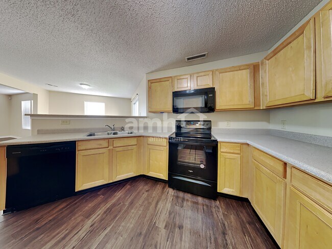 Foto del edificio - 10383 Homestead Dr