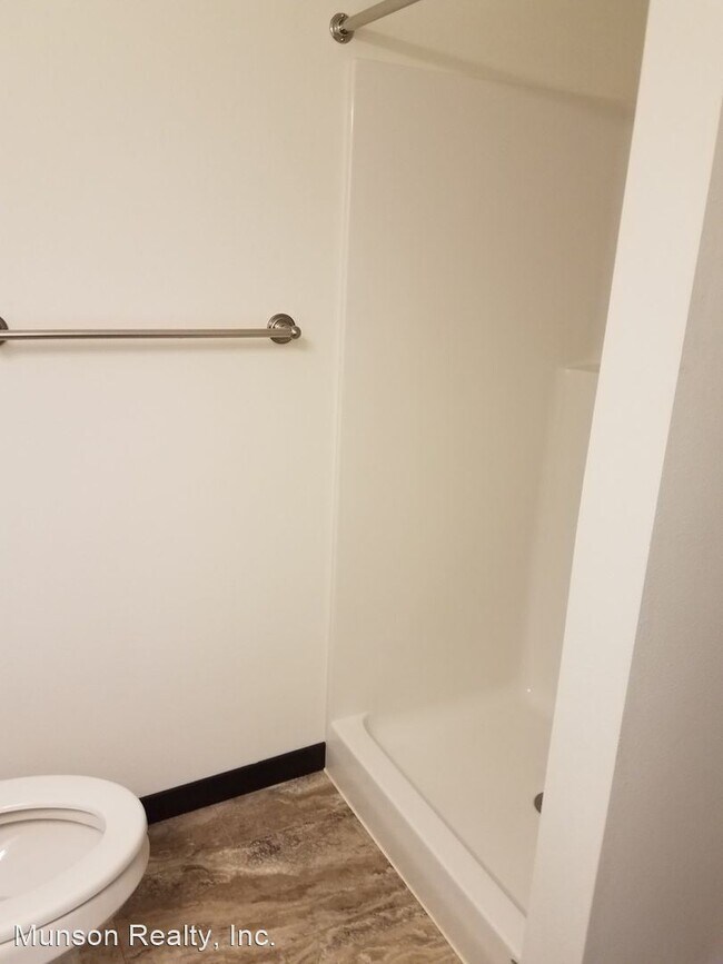 Foto del edificio - 4 br, 3 bath House - 1607 Maple Drive
