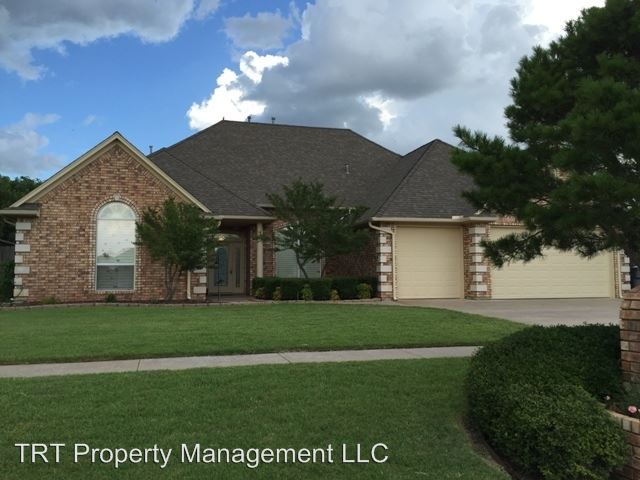 Foto principal - 1407 NE Independence Ave