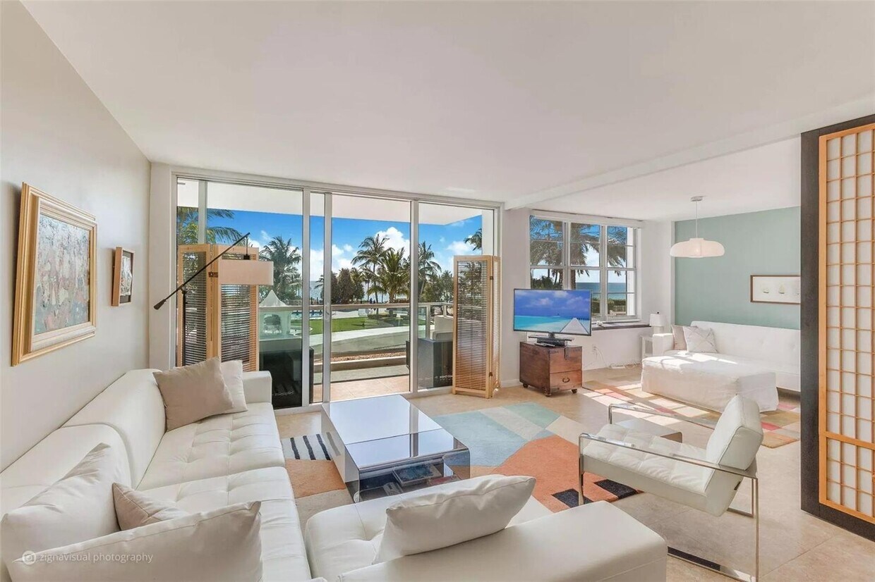 Foto principal - 5161 Collins Ave