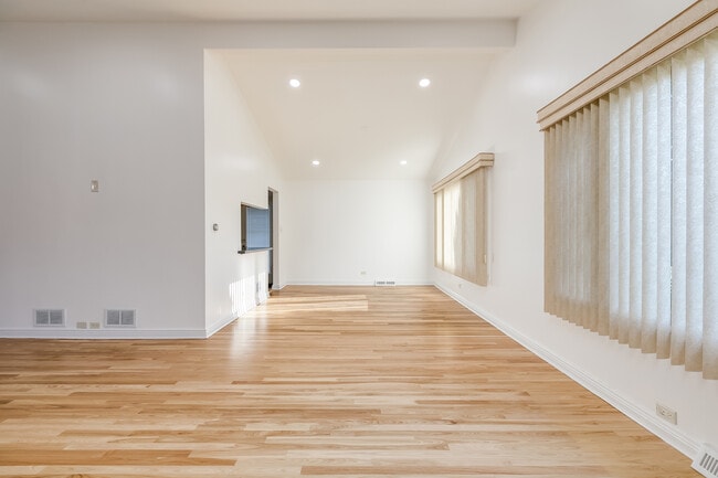 Foto del edificio - 8606 Lillibet Terrace