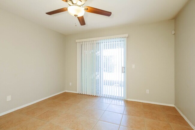 Foto del edificio - 12654 W Paradise Dr