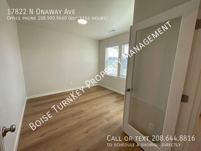 Foto del edificio - 17822 N Onaway Ave