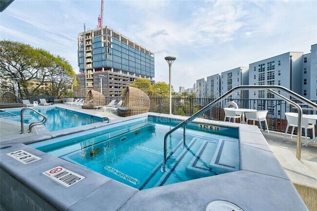 Foto del edificio - 788 West Marietta St NW