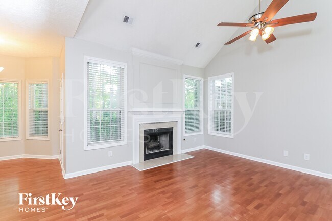 Building Photo - 115 Weatherstone Dr